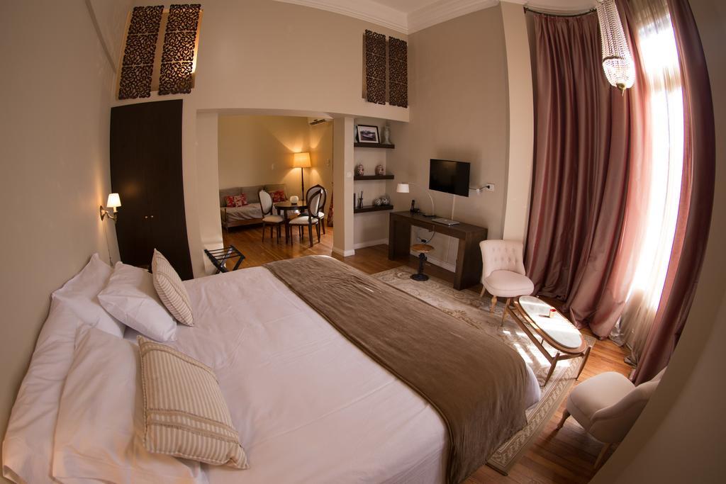 Grand Petit Casa Hotel บัวโนสไอเรส ภายนอก รูปภาพ