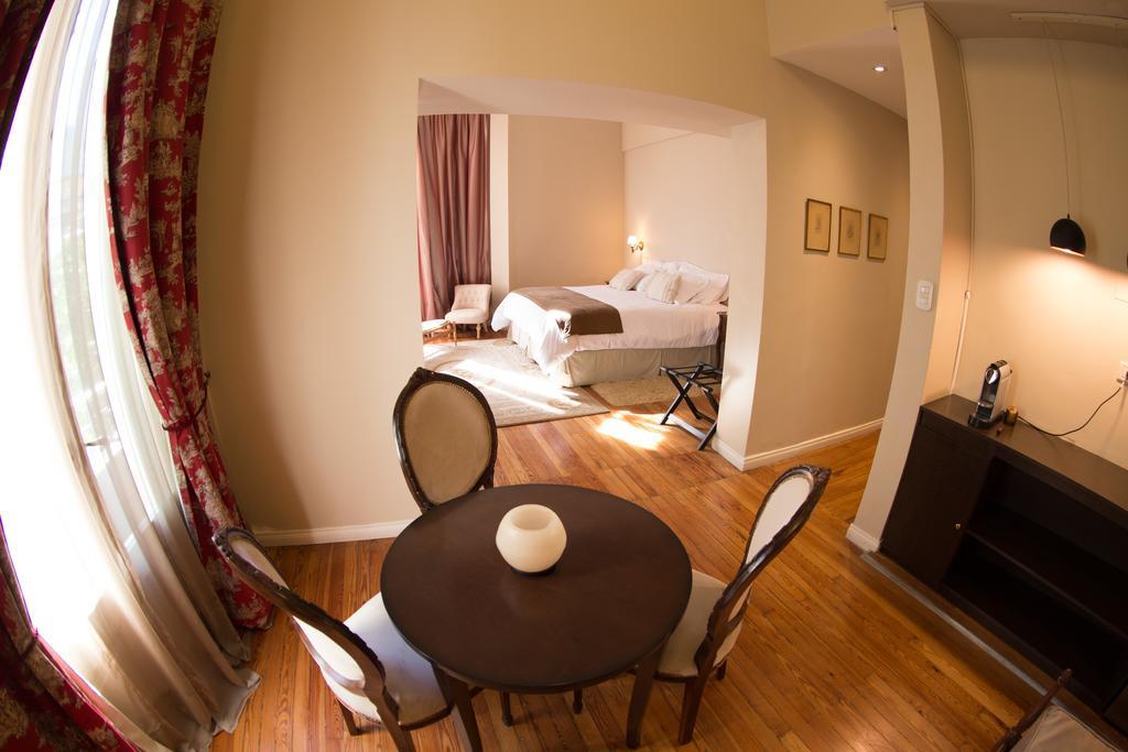 Grand Petit Casa Hotel บัวโนสไอเรส ภายนอก รูปภาพ