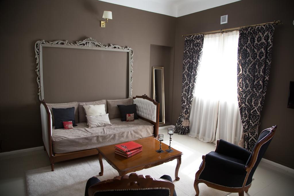 Grand Petit Casa Hotel บัวโนสไอเรส ภายนอก รูปภาพ