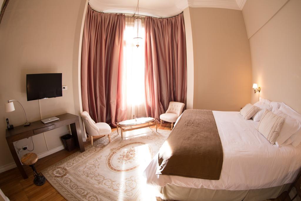 Grand Petit Casa Hotel บัวโนสไอเรส ภายนอก รูปภาพ